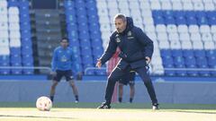 Oscar Cano en un entrenamiento con el Deportivo.