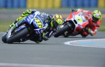 Valentino Rossi y Andrea Iannone.