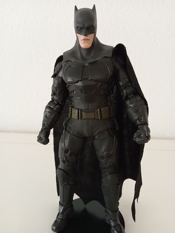 Batman de Michael Keaton y Ben Affleck en The Flash por McFarlane Toys