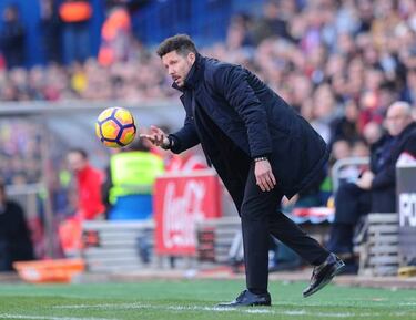 How and where can I watch Deportivo - Atlético: times, tv, online