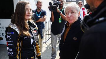 Tatiana Calder&oacute;n junto a Jean Todt, presidente de la FIA.