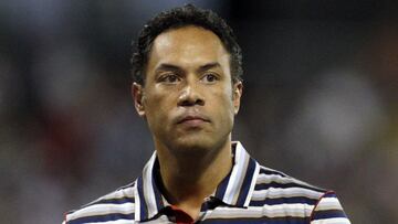 El miembro del Salón de la Fama, Roberto Alomar, fue despedido como consultor de la MLB tras una investigación por una acusación de abuso sexual en el 2014.