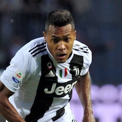 Mourinho está desesperado por fichar a Alex Sandro en enero