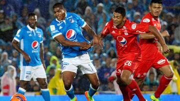 Santiago Mosquera y Éder Castañeda en la disputa del balón en el juego entre Millonarios y América por la Liga Águila I-2017