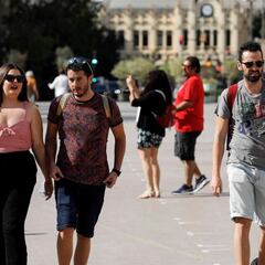 Fin de la mascarilla en exteriores: ¿cuándo deja de ser obligatoria al aire libre?
