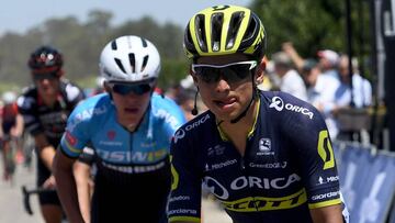 Esteban Chaves rueda durante una etapa del Herald Sun Tour.