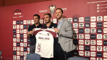 Capezzi, presentado como jugador del Albacete