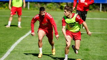 10/04/24 
ENTRENAMIENTO 
EIBAR 
COPAS Y SERGIO LEON