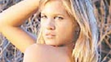 Liz María Solari, modelo galáctica