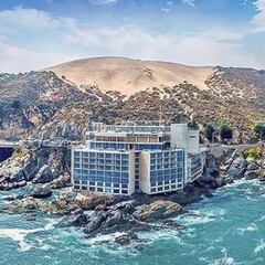 Ordenan demolición de reconocido hotel fantasma en Concón: nunca pudo abrir y llevaba un juicio de 10 años