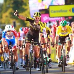 El esloveno Mezgec sorprende a Gaviria, Ackermann sigue líder