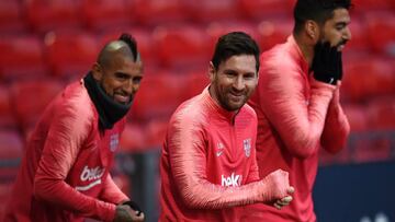 Manchester United vs Barcelona: team news, Champions League