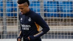 Militao, trotando en Valdebebas