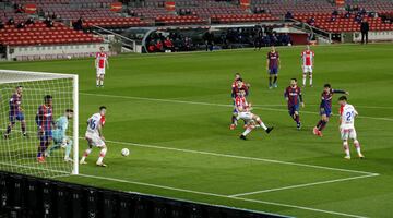 Trincao marc¨® el 1-0.