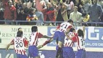<b>ÉPICO. </b>El Málaga tiró la Copa anoche en Baza en la tanda de penaltis.