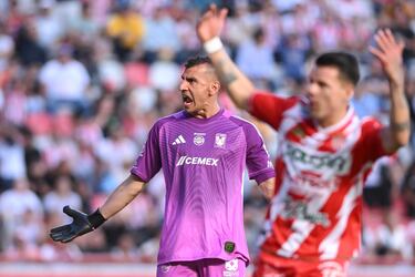 Nahuel Guzmán explota contra la Liga MX