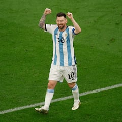 Messi aplaude a Scaloni, Mbappé retrata a Deschamps