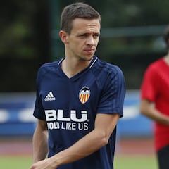 El Valencia traspasa a Maksimovic al Getafe por 5,5 M€