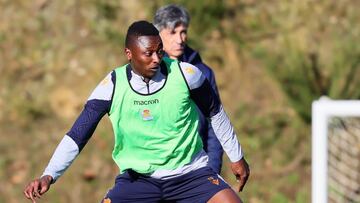 Sadiq se ejercita en Zubieta.