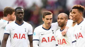 Davinson Sánchez juega los 90 minutos en triunfo de Tottenham 2-3 sobre Aston Villa.
