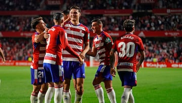 Miguel Rubio celebra un gol.