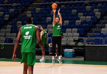 Ibon Navarro, 150 partidos con el Unicaja