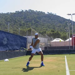 Rafa Nadal prepara Wimbledon en la hierba del Mallorca Open