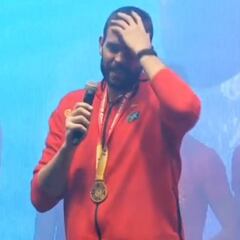 Marc desconcertó a Colón: "El día que no ganemos, cuando sea, también apoyadnos"