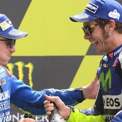 Valentino Rossi dice a los suyos que será Maverick y no Pedrosa