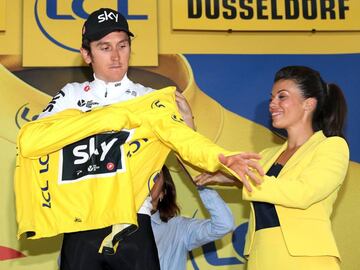 DUESSELDORF, GERMANY - JULY 01:  Geraint Thomas of Great Britain and Team Sky celebrates securing the yellow jersey follwing victory during stage one of Le Tour de France 2017, a 14km individual time trial on July 1, 2017 in Duesseldorf, Germany.  (Photo by Chris Graythen/Getty Images)