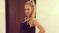 Anna Kournikova embarazada de 37 semanas.