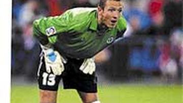 <B>EXPERIENCIA EN LA LIGA</B>. Coque Contreras, Germán Burgos y Edwin Lemmens son tres jugadores que acaban contrato con sus equipos. Tienen la experiencia de haber jugado en la Liga española y podrían ser interesantes para la secretaría técnica del Espanyol.