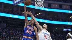 Stephen Curry shoots shot after shot for a total of 45 points in the Golden State Warriors home opener game against the LA Clippers for a 115-113 win.
 