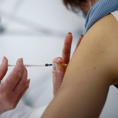 Sanidad da el visto bueno a la tercera dosis de la vacuna para inmunodeprimidos