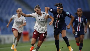 San Sebastian (Spain), 22/08/2020.- Noelle Maritz (L) of Arsenal in action against Nadia Nadim (R) of PSG during the UEFA Women Champions League quarter final soccer match between Arsenal and Paris Saint-Germain in San Sebastian, Spain, 22 August 2020. (L