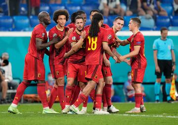 0-1. Thomas Vermalen celebra el primer gol tras anotar en propia puerta Lucas Hradecky.