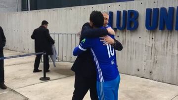 El momento en que Díaz volvió a ponerse la camiseta azul