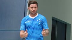 Mena es confirmado como nuevo refuerzo de Cruzeiro