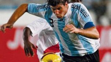 Maradona verá 'in situ' a Insúa