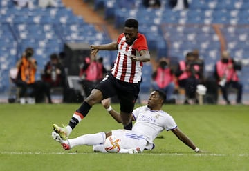 Iñaki Williams y Alaba.