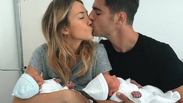 Alice Campello y &Aacute;lvaro Morata comparten los momentos de felicidad tras el nacimiento de sus hijos.