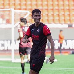 Xolos presenta sus nuevas armas: Unai Bilbao y Emanuel Reynoso listos para el Apertura 2024