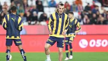 S?y¨¹nc¨¹, agotado tras su cesi¨®n al Fenerbahce: ¡°Ha sido un proceso eterno...¡±