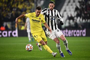 Giovani Lo Celso y Adrien Rabiot.