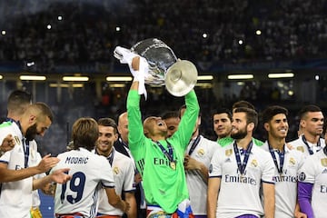 El guardameta del Madrid consiguió junto con la plantilla el bicampeonato en Cardiff tras derrotar a la Juventus. Aquella final, Navas tuvo una gran actuación. 