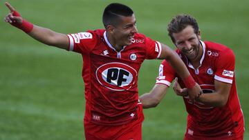 Valencia lideró el sólido triunfo de La Calera con dos golazos