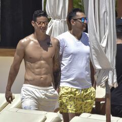 James Rodríguez disfruta del calor de Ibiza