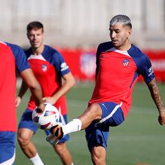 Oblak evoluciona, el Atlético se machaca