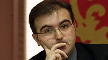 <b>IN SITU</B>. El técnico gallego estuvo presente el sorteo celebrado en Estocolmo.