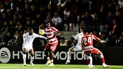 Aprobados y suspensos del Granada: Izan y poco más